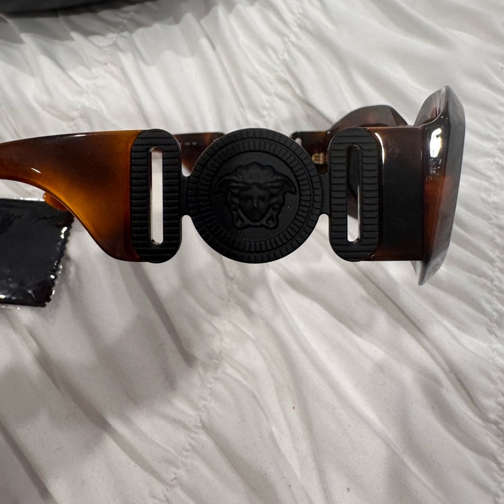 Versace Tortoise Shell Sunglasses - image 7